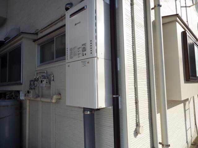 物件内観写真13　(給湯器)