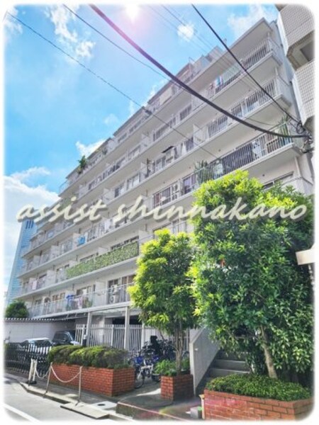西新宿ハウス外観写真