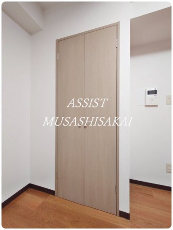 収納(写真：設備同仕様の参考写真です)
