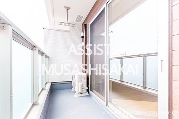 バルコニー(写真：設備同仕様の参考写真です)