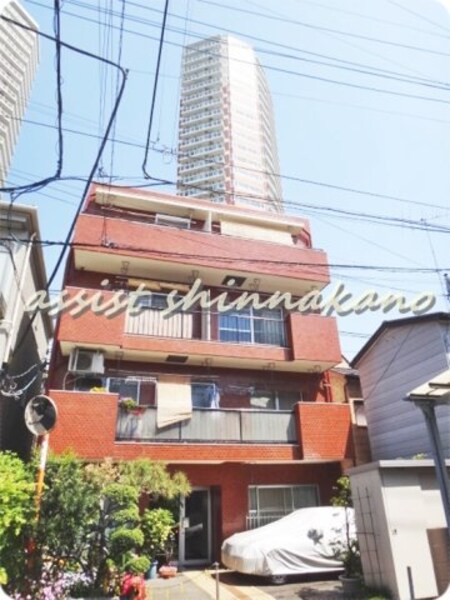 秋庭マンション外観写真
