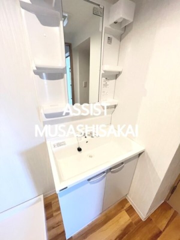 独立洗面台(写真：設備同仕様の参考写真です)