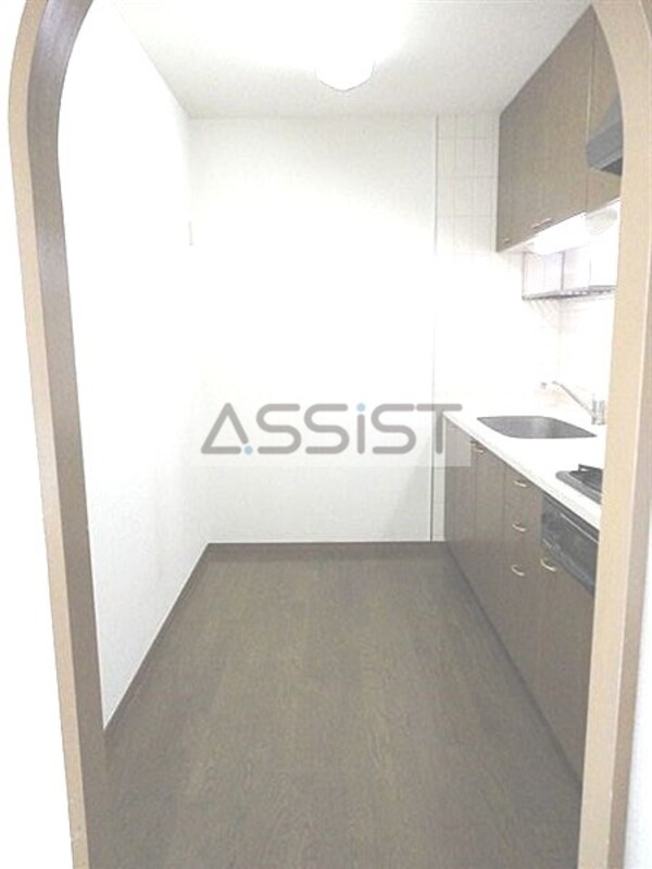 キッチン(室内写真：設備同仕様の別号室です)