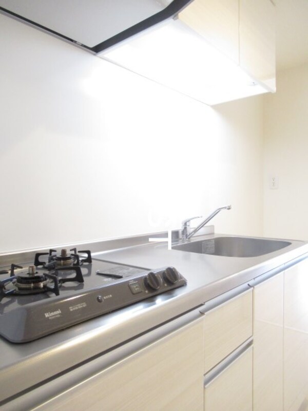 キッチン(同仕様別号室：参考写真)