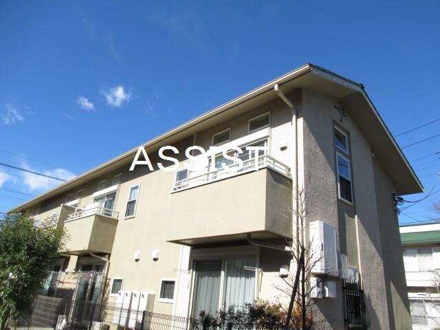 物件外観写真1　(お電話でお問合わせ頂けますと、よりスムーズにご対応出来ます♪)