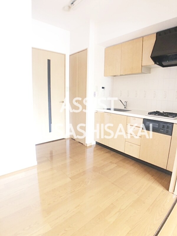 居室(写真：設備同仕様の参考写真です)