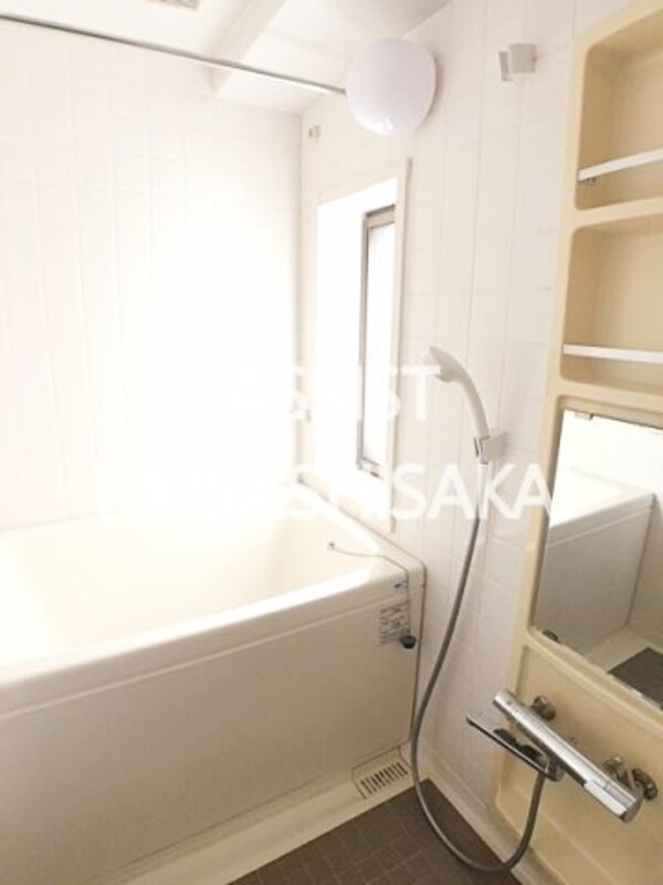 浴室(写真：設備同仕様の参考写真です)