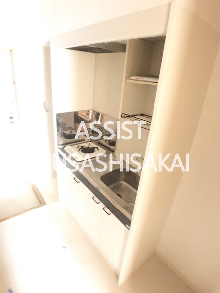 物件内観写真6　(写真：設備同仕様の別号室です)