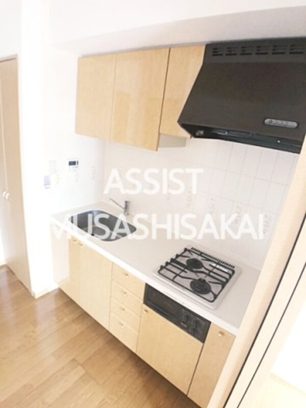 キッチン(写真：設備同仕様の参考写真です)