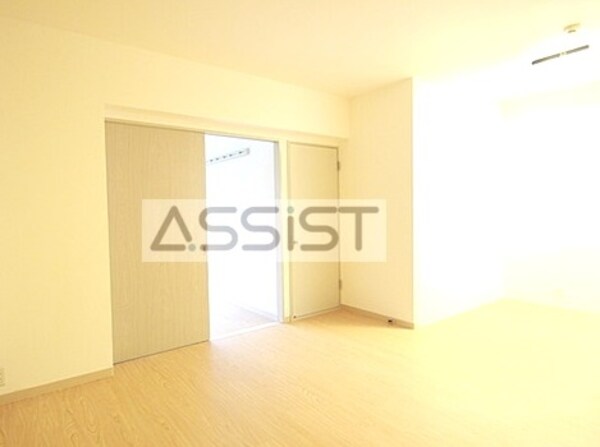 居室(同物件の参考写真です)