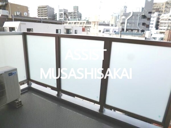 物件内観写真18　(写真：設備同仕様の別号室です)