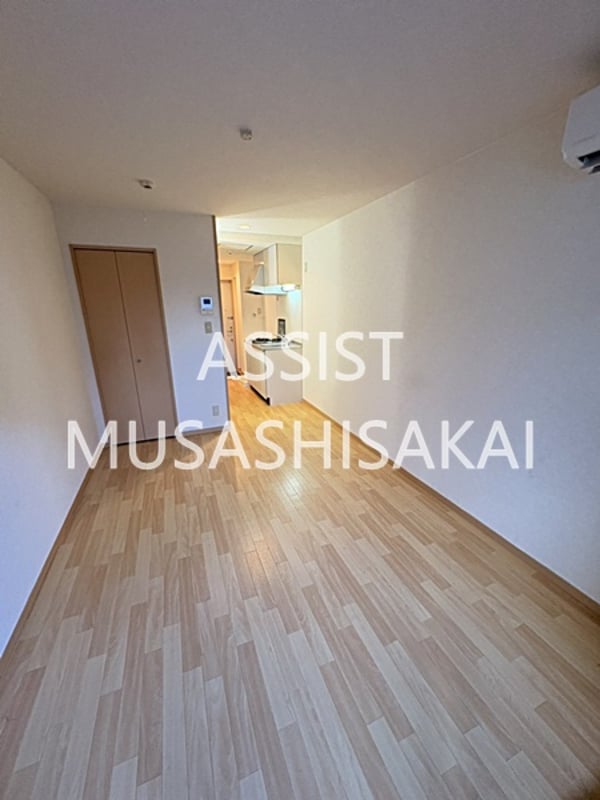 寝室(同仕様別部屋写真です。)