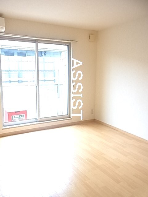 物件内観写真8　(室内写真：設備同仕様の別号室です)