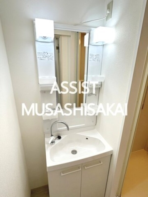 独立洗面台(写真：設備同仕様の参考写真です)