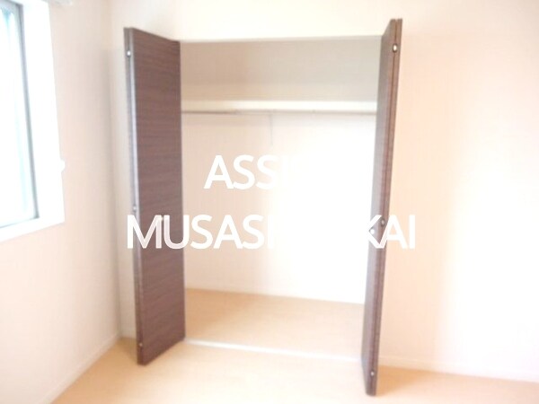 物件内観写真10　(写真：設備同仕様の別号室です)