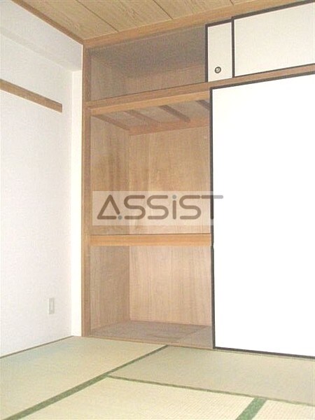 物件内観写真21　(室内写真：設備同仕様の別号室です)