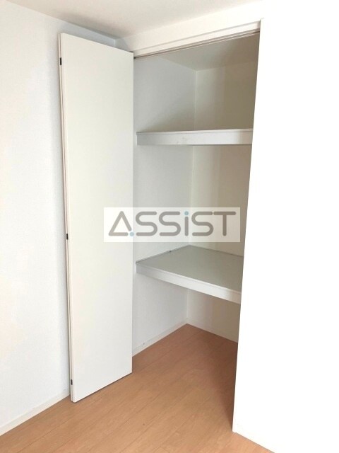 物件内観写真13　(室内写真：設備同仕様の別号室です)