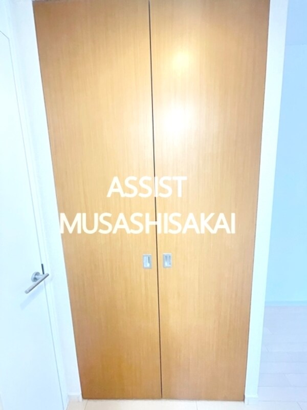 収納(写真：設備同仕様の参考写真です)