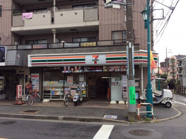 周辺環境(セブンイレブン 世田谷松原駅前店 1309m)