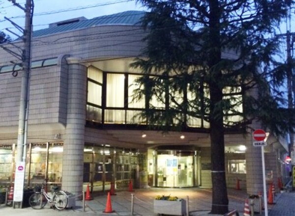 周辺環境(世田谷区立尾山台図書館 519m)