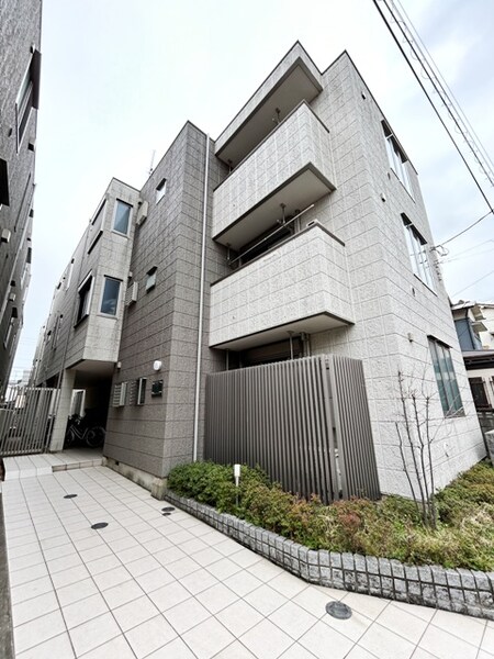 N・A　PLAZA　OMORIⅢ　エヌエープラザオオモリスリー外観写真
