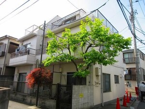 スリーキャッスル三宅外観写真