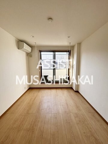 寝室(写真：設備同仕様の参考写真です)