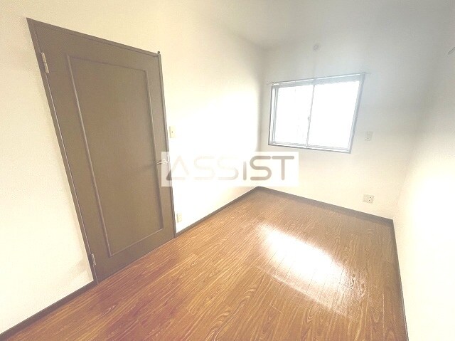 寝室(写真：設備同仕様の別号室です)