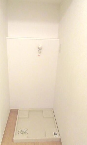 内装他(写真：設備同仕様の別物件です)