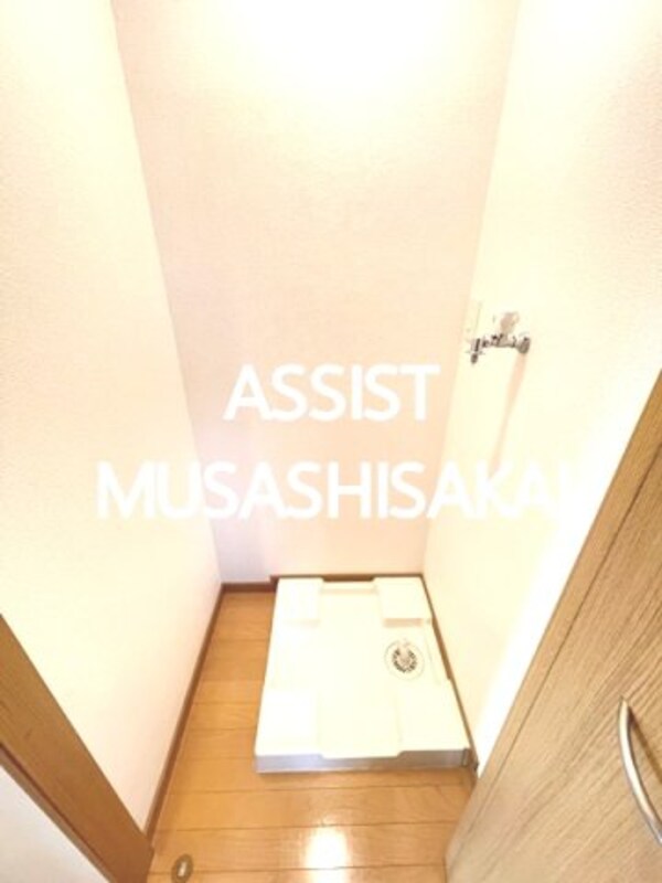 建物設備(写真：設備同仕様の別号室です)