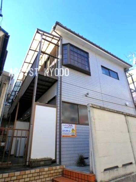 ハイツこもも千歳船橋外観写真