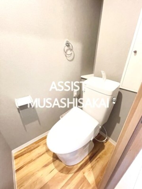 トイレ(写真：設備同仕様の参考写真です)