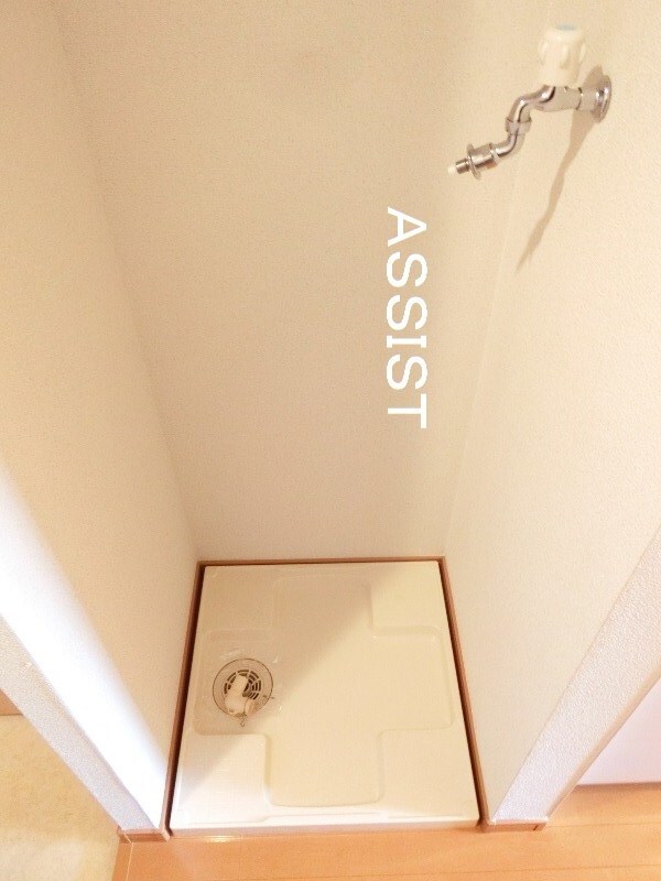 内装他(写真：設備同仕様の別号室です)