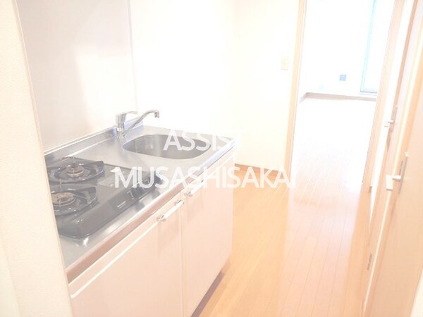 物件内観写真23　(写真：設備同仕様の別号室です)