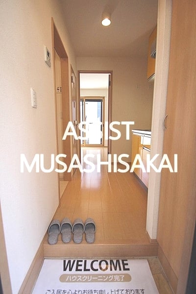 物件内観写真10　(写真：設備同仕様の別号室です)