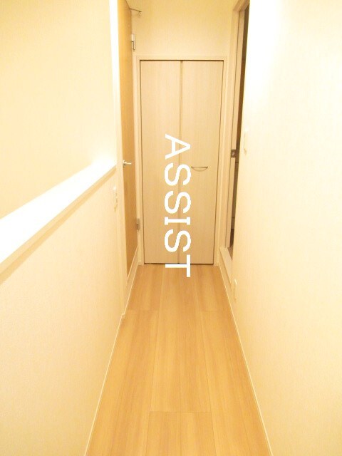 物件内観写真22　(写真：設備同仕様の別号室です)