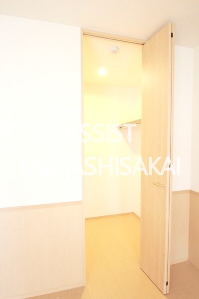 物件内観写真10　(写真：設備同仕様の参考写真です)