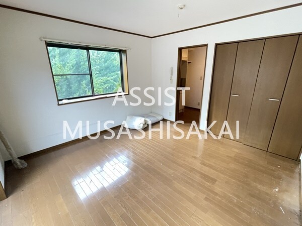 居室(二面採光です！)