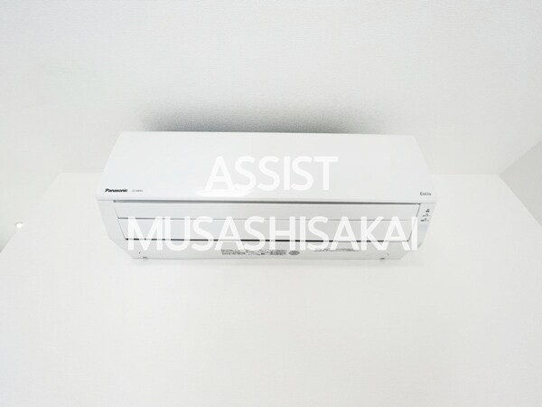 物件内観写真13　(写真：設備同仕様の別号室です)