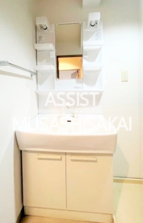 独立洗面台(同仕様：別号室参考写真)