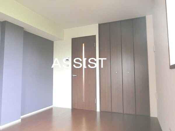 内装他(写真：設備同仕様の別号室です)