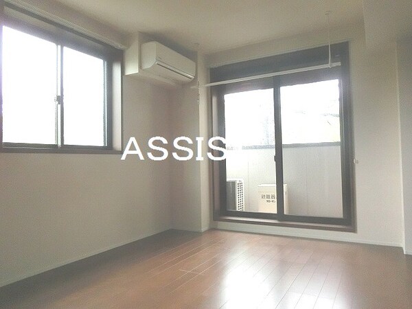 洋室(写真：設備同仕様の別号室です)