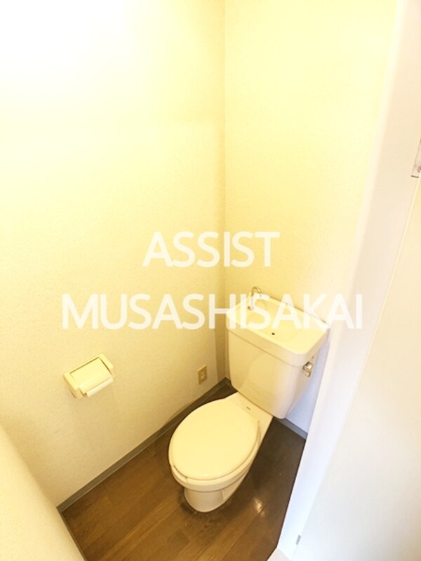 トイレ(写真：設備同仕様の参考写真です)