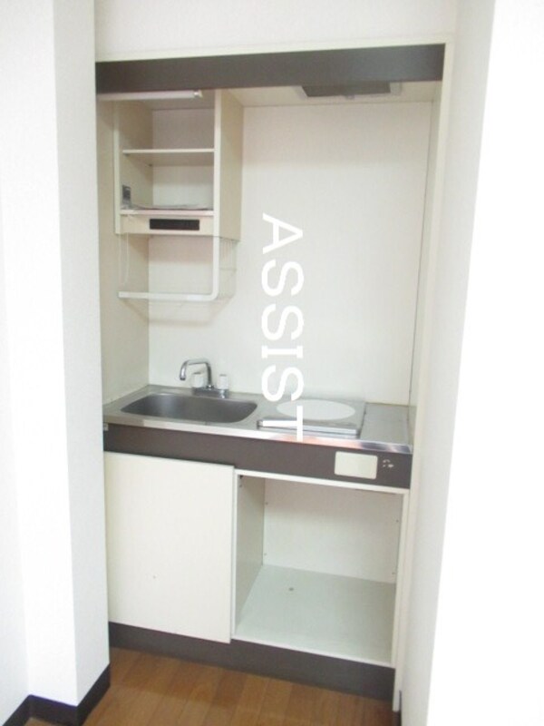 キッチン(写真：設備同仕様の別号室です)