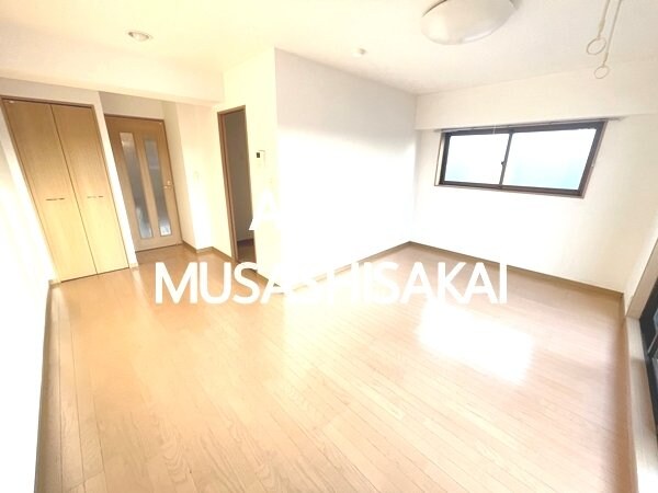 居室(写真：設備同仕様の別号室です)