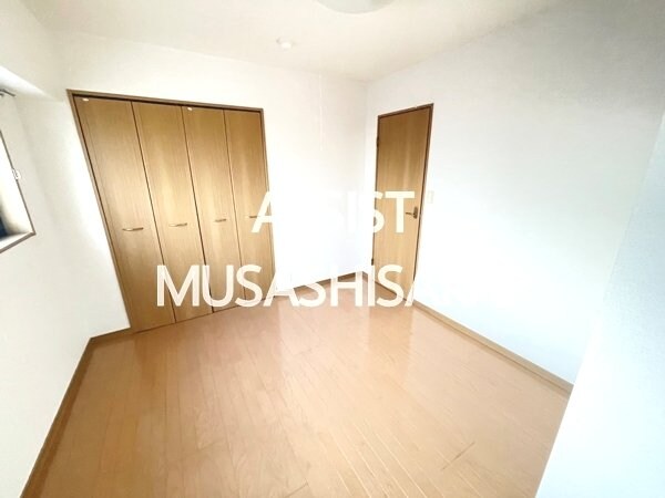 収納(写真：設備同仕様の別号室です)