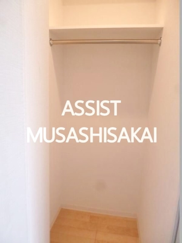 収納(写真：設備同仕様の別号室です)