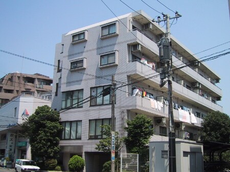 国領マンション外観写真