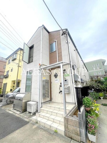 オリヴィア北綾瀬外観写真