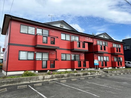 コーポ・アルマンド外観写真